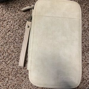 House of Flynn Travel Wallet